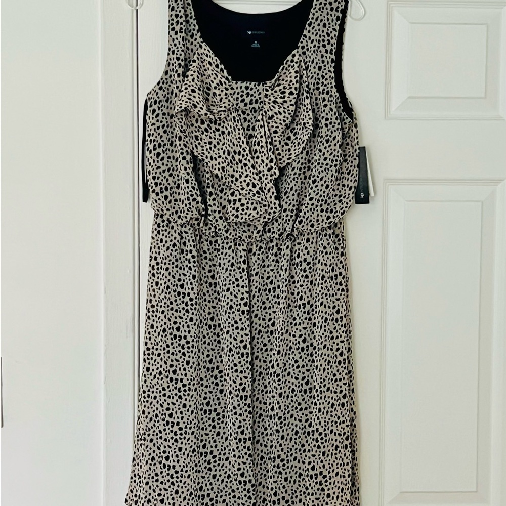 AB Studio Black and White Sleeveless Scoop Neck Midi Sundress